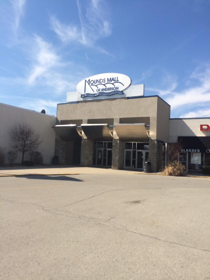 Mounds Mall