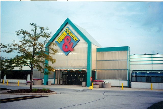 Town & Country Center