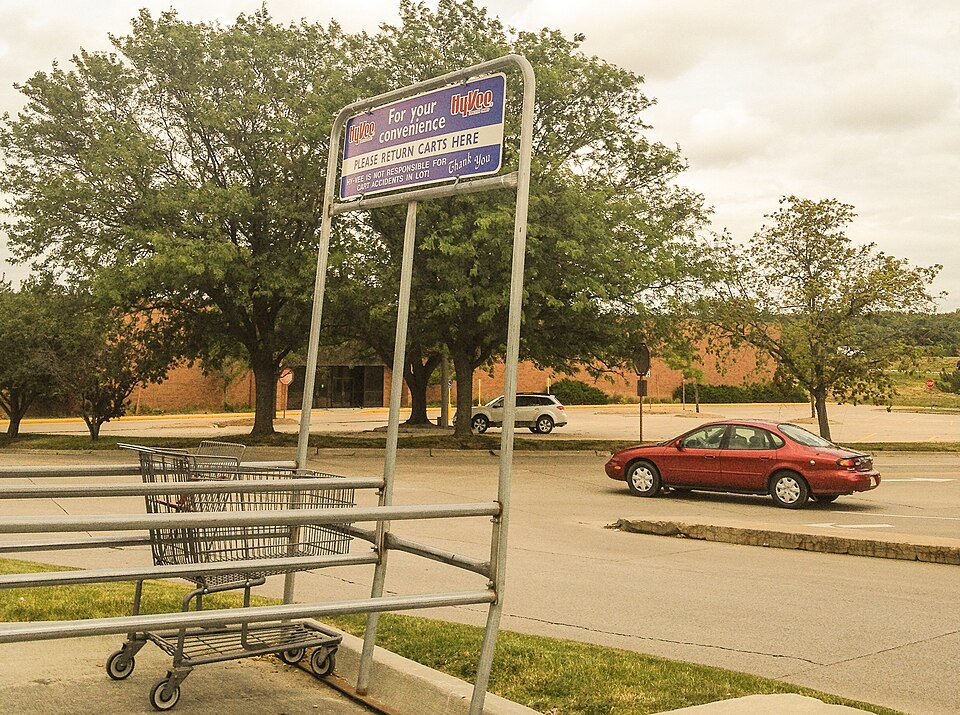 Mall of the Bluffs