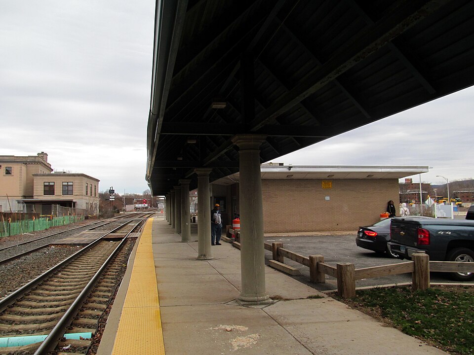 Meriden Hub