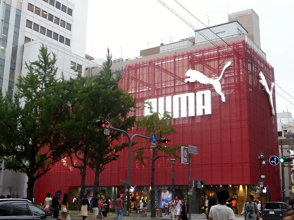 Shinsaibashi OPA